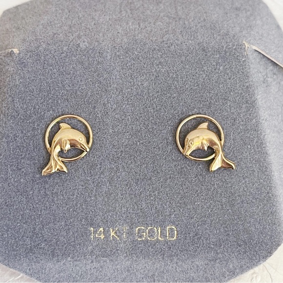 14KT Gold Jumping Dolphin Mini Stud Earrings 1/2” NEW - Picture 8 of 8
